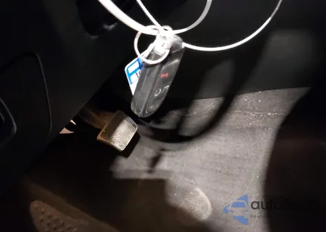 2014 Jeep Cherokee Limited z USA, uszkodzony, nr VIN 1C4PJLDB6EW199701